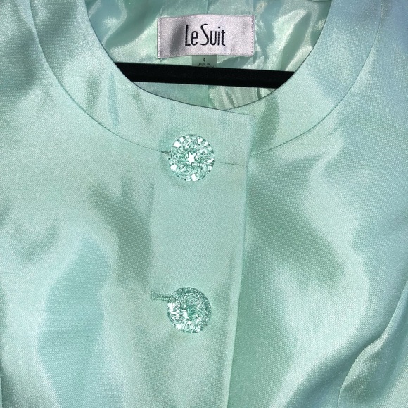 Brand new 2 piece suit with jacket & skirt mint - Picture 4 of 4